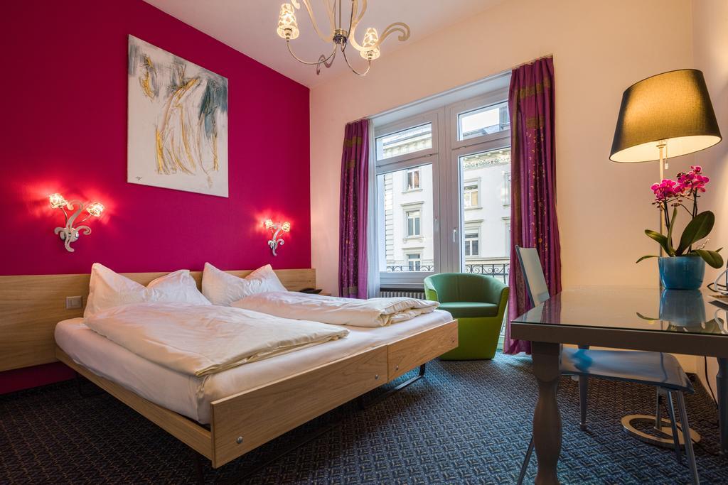 Hotel Ambassador Solothurn Ngoại thất bức ảnh