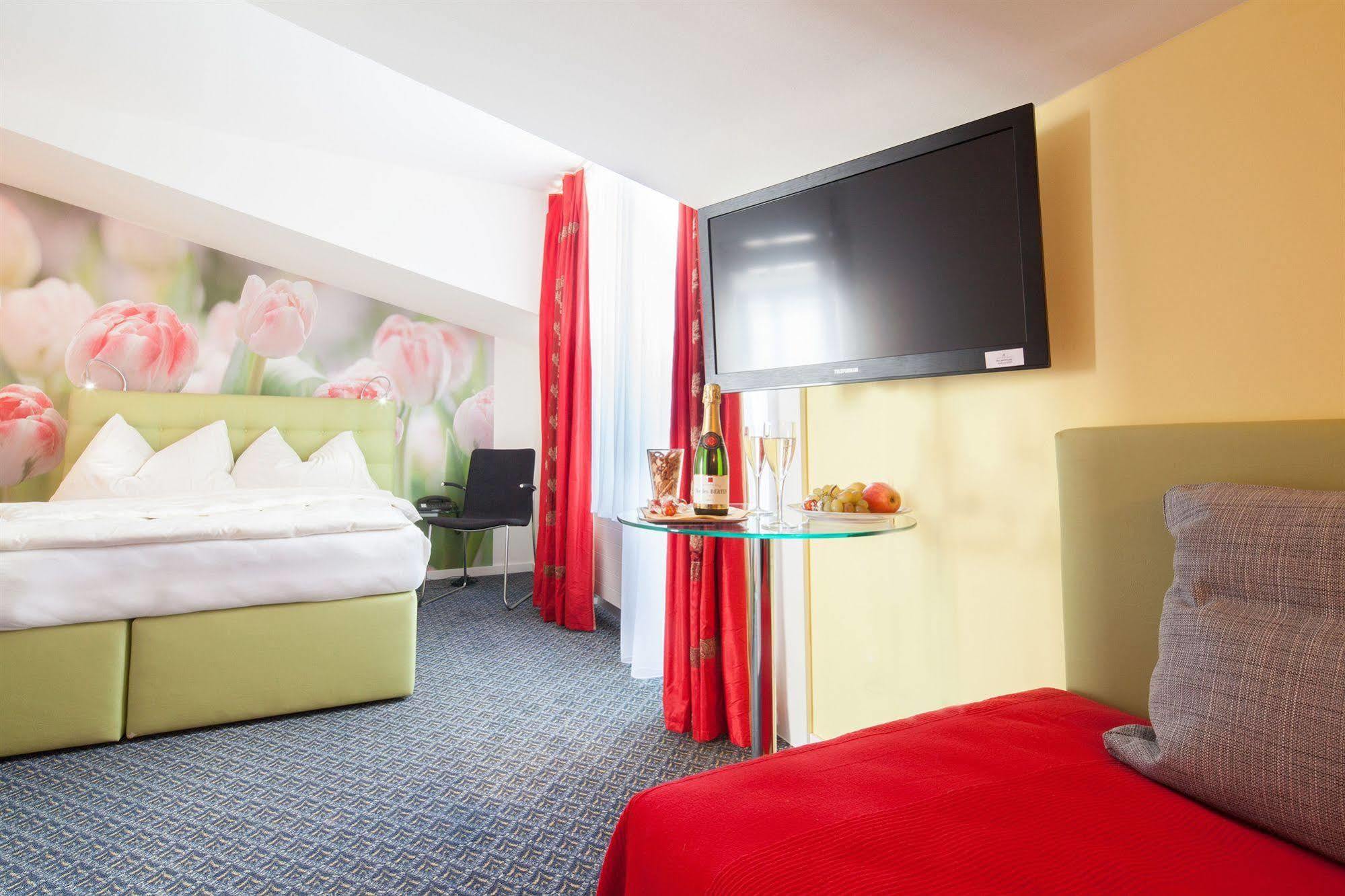 Hotel Ambassador Solothurn Ngoại thất bức ảnh