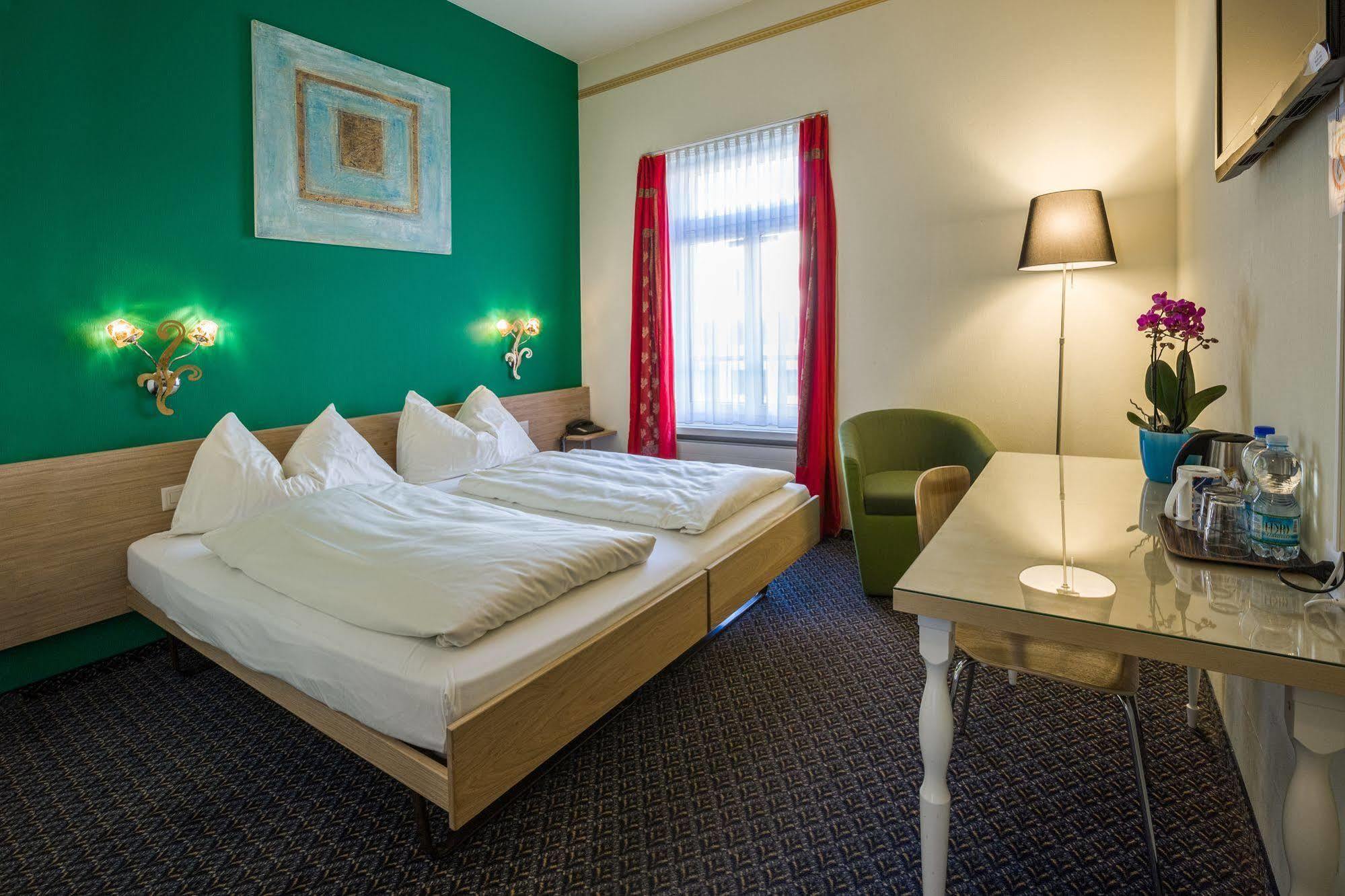 Hotel Ambassador Solothurn Ngoại thất bức ảnh